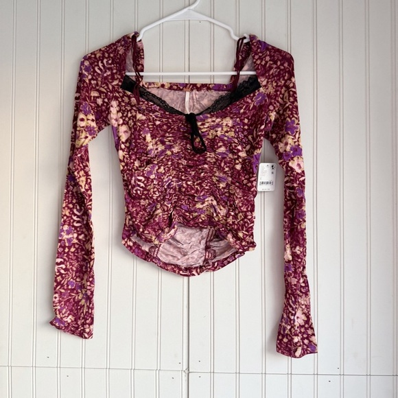 Free People Size S Long Sleeve Layer It On Me Ruched Crop in red combo NEW! - Picture 5 of 9